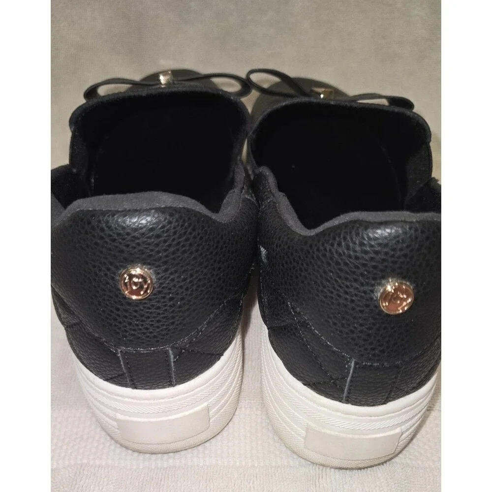Joy Performance Comfort Leather Sneaker Black Size 10W
